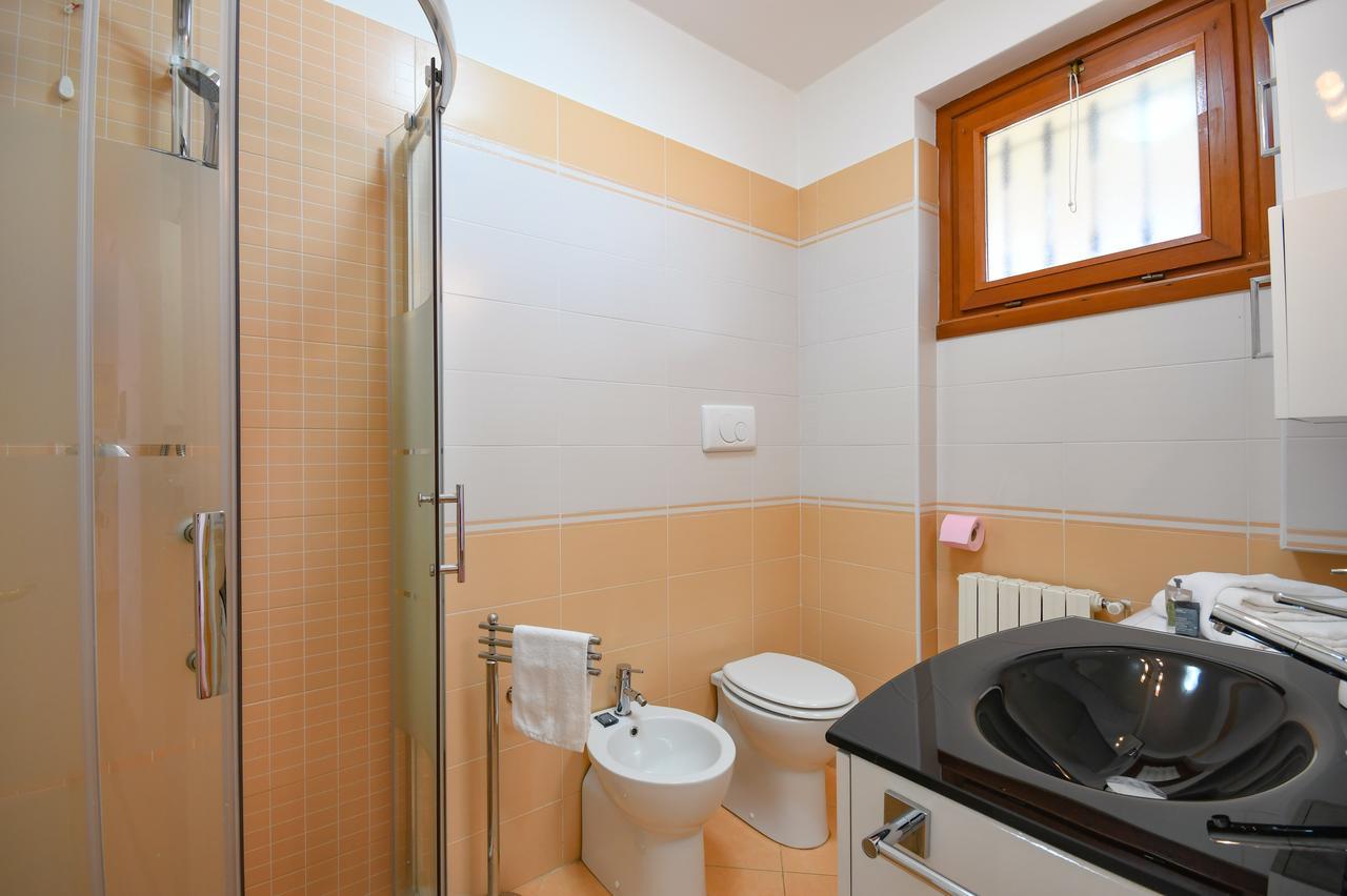 Sirmione Beach Apartment Exterior foto